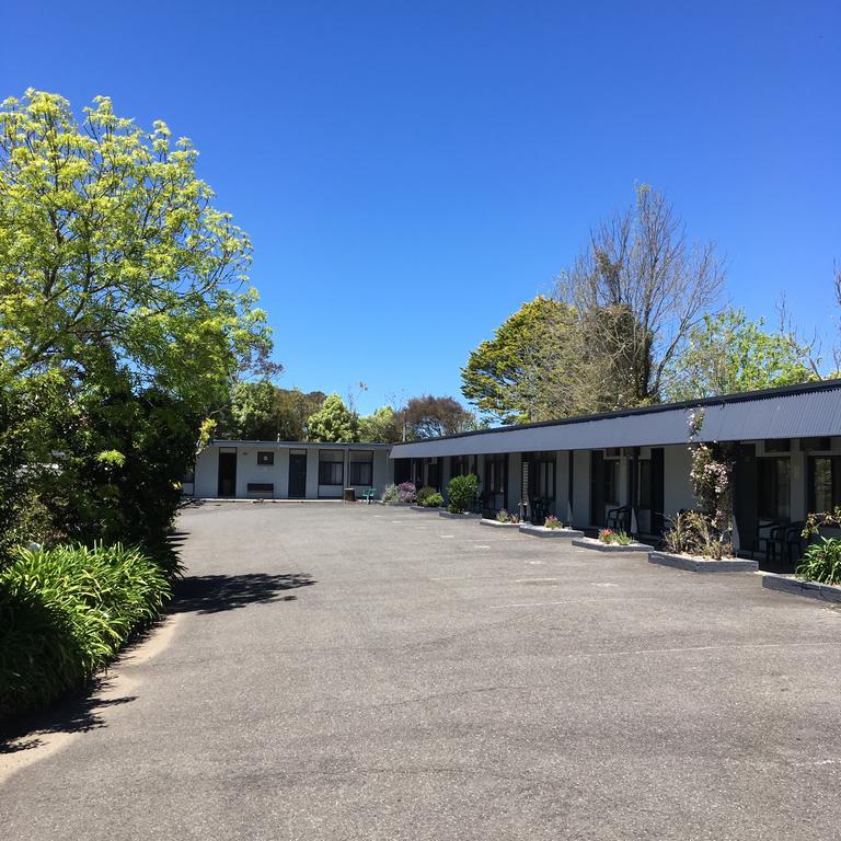 天空骑士汽车旅馆 肯图巴 外观 照片